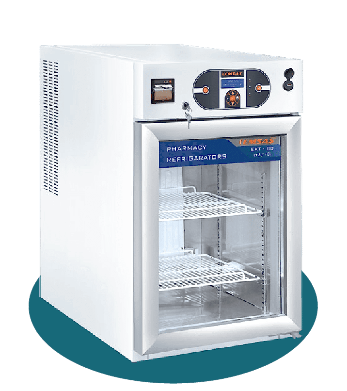 Kit Serum | Aşı | İlaç Saklama Soğutucusu Kit, serum, aşı ve ilaçların güvenli bir şekilde saklanmasını sağlayan medikal soğutucu. 0°C ile 15°C arasında stabil sıcaklık sunarak, hastaneler, eczaneler ve laboratuvarlar için ideal bir çözüm sunar. Homojen sıcaklık dağılımı, hassas sıcaklık kontrolü ve güvenli saklama özellikleriyle ilaçların etkinliğini korur.(combine aşı dolabı, combine ası dolabı, aşı dolabı, ası dolabı) EKT-EKT-B Serisi